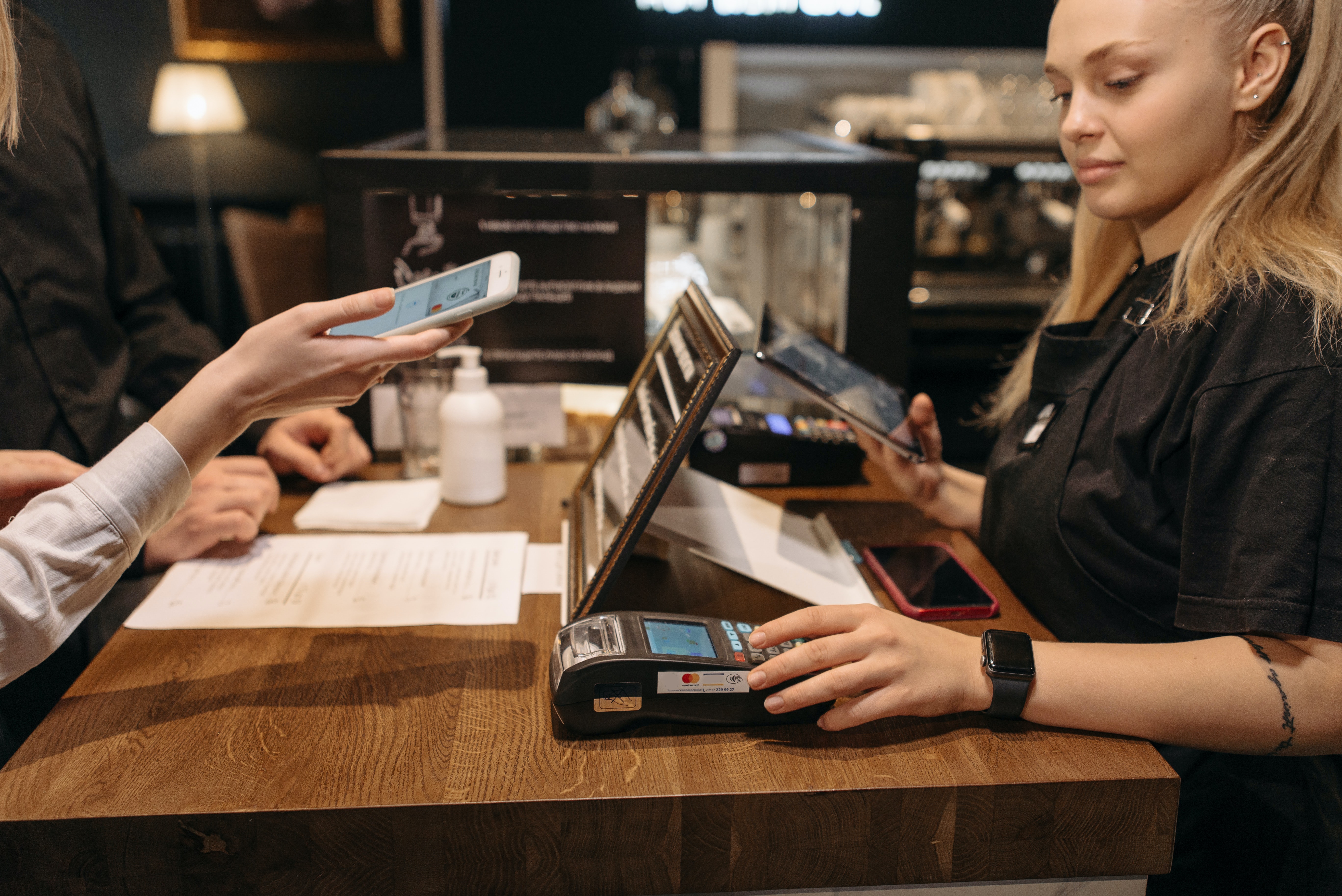 9-tips-to-improve-waitstaff-productivity-in-hospitality-4