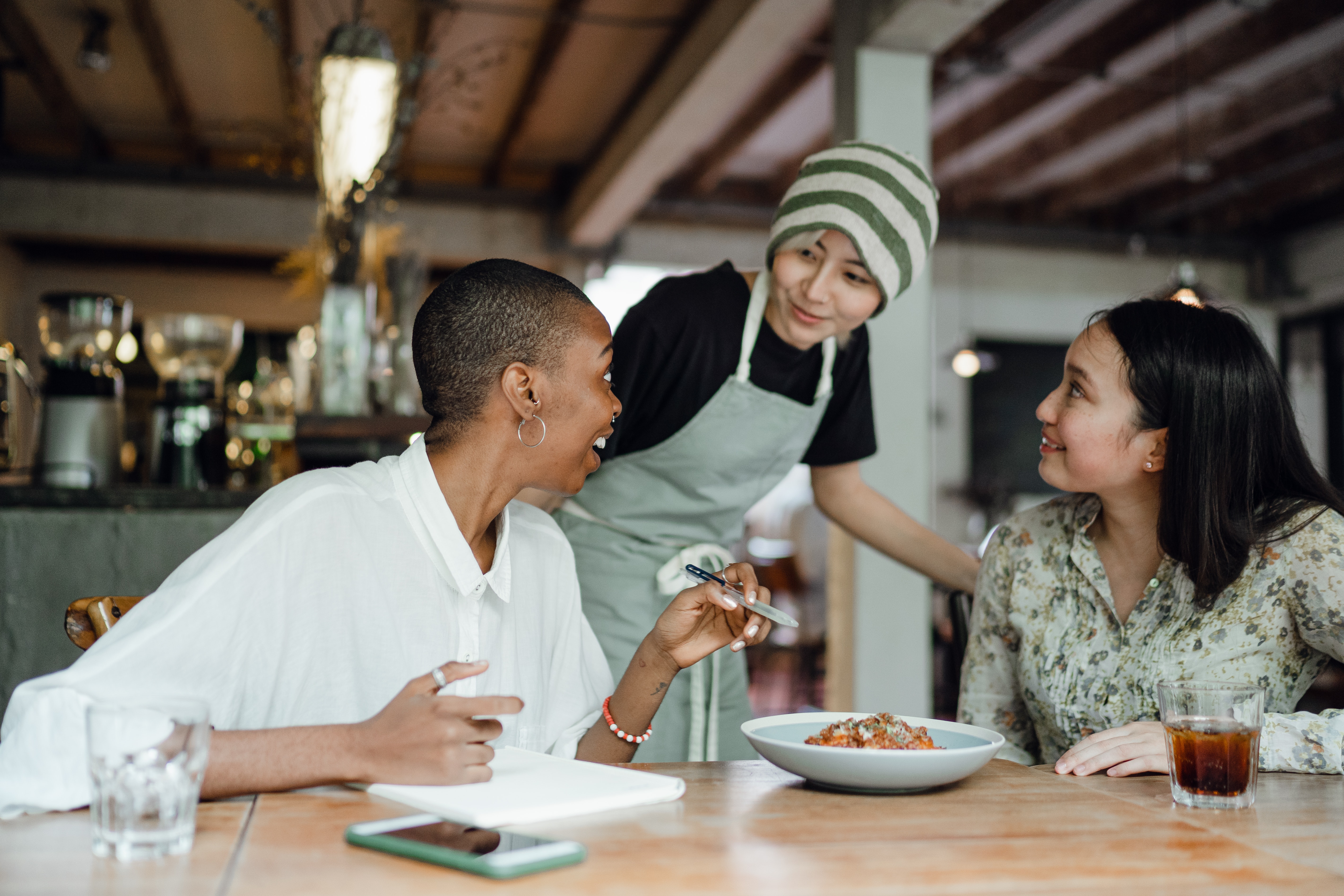 customer-service-restaurant
